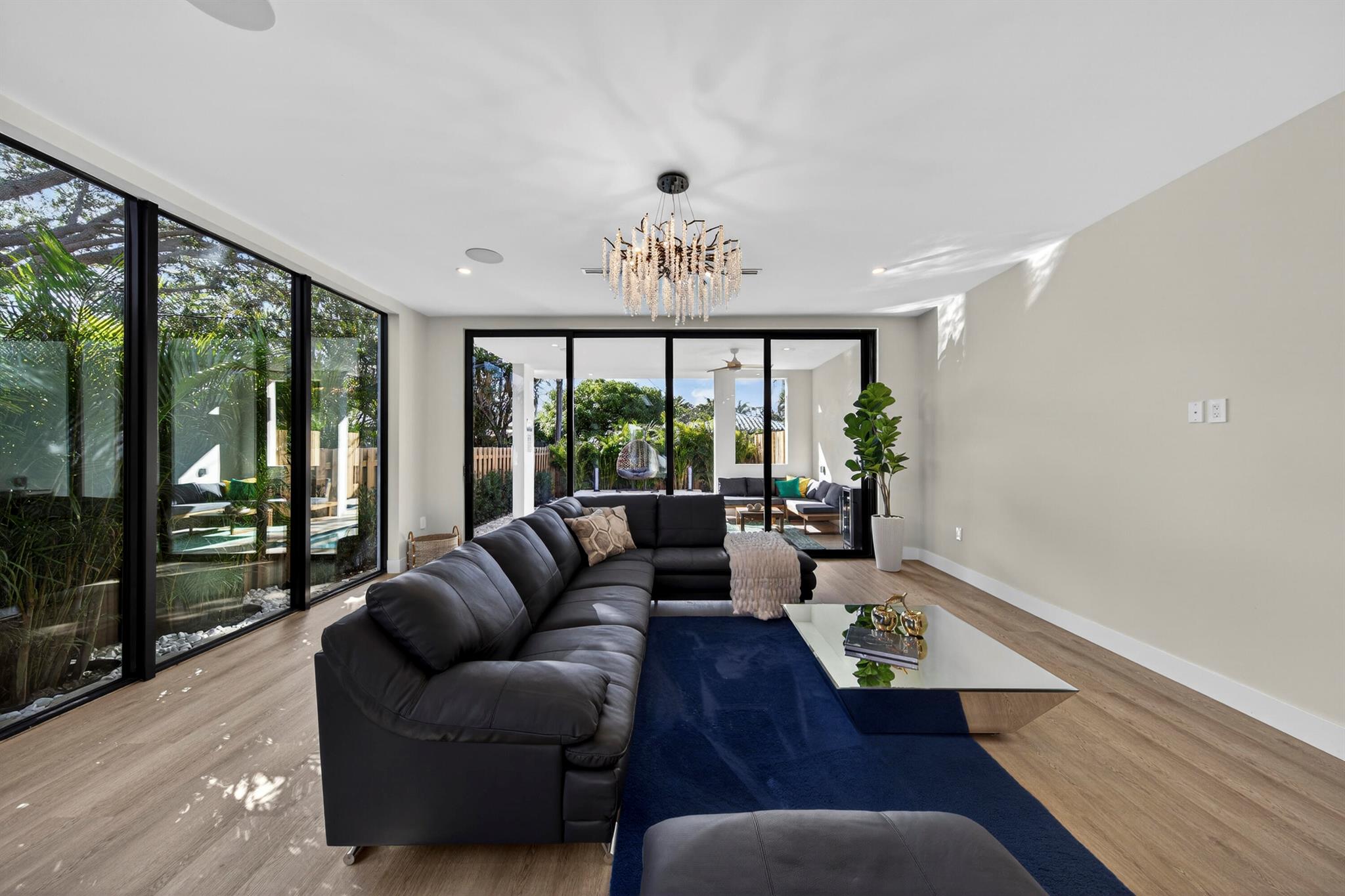 Lake Ridge - Residential Lease