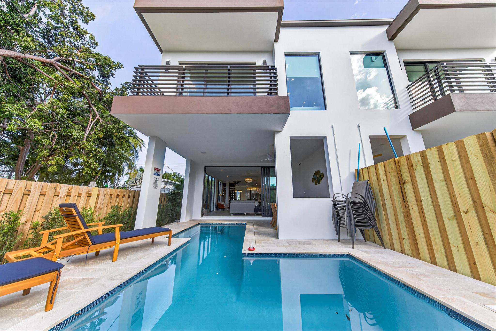 Lake Ridge - Residential Lease