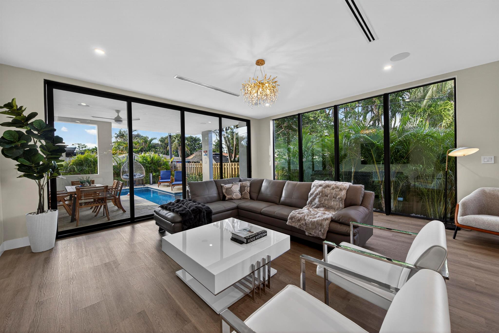 Lake Ridge - Residential Lease