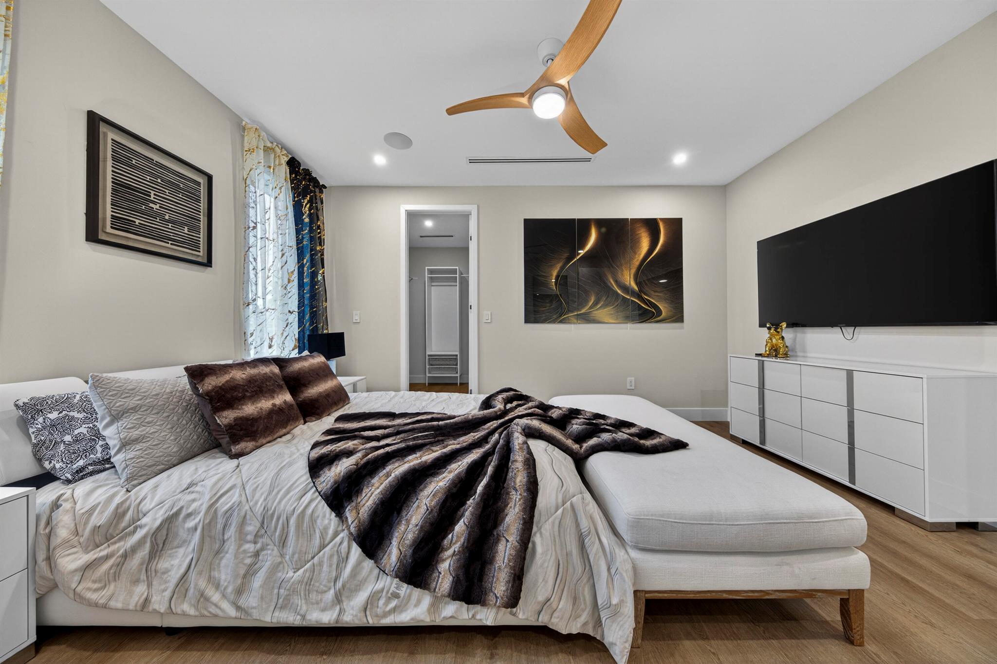 Lake Ridge - Residential Lease