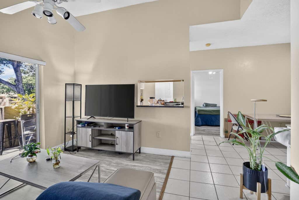 Photo of 2361 NW 96TH Terrace #18K, Pembroke Pines, FL 33024 (MLS # B26064296)