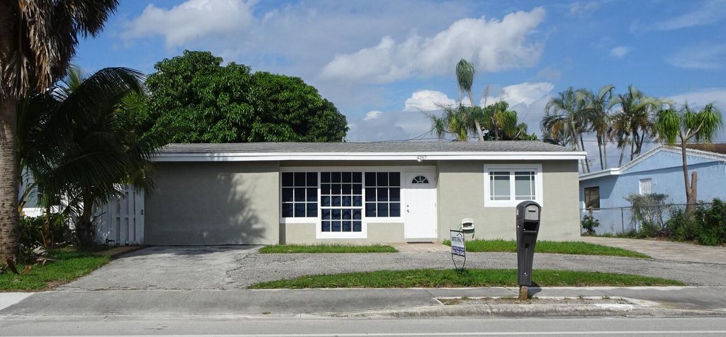 Photo of 4267 Gun Club Road, West Palm Beach, FL 33406 (MLS # R10951122)