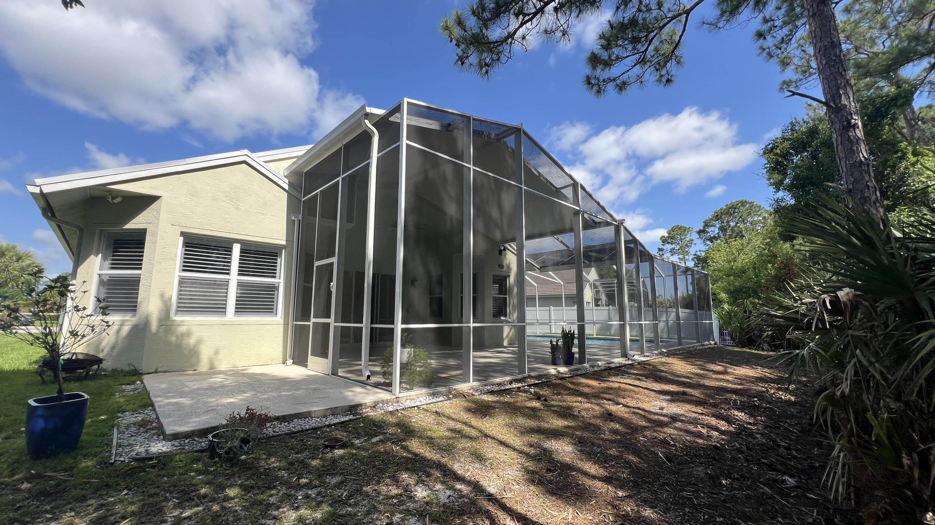 MAGNOLIA LAKES AT ST LUCIE WEST PHASE 2 - Residential Lease