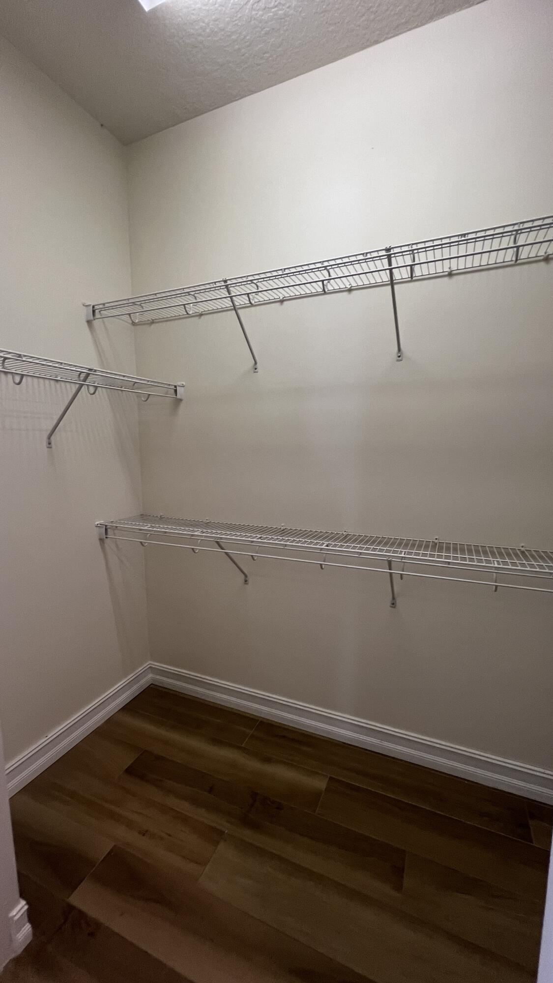 MAGNOLIA LAKES AT ST LUCIE WEST PHASE 2 - Residential Lease