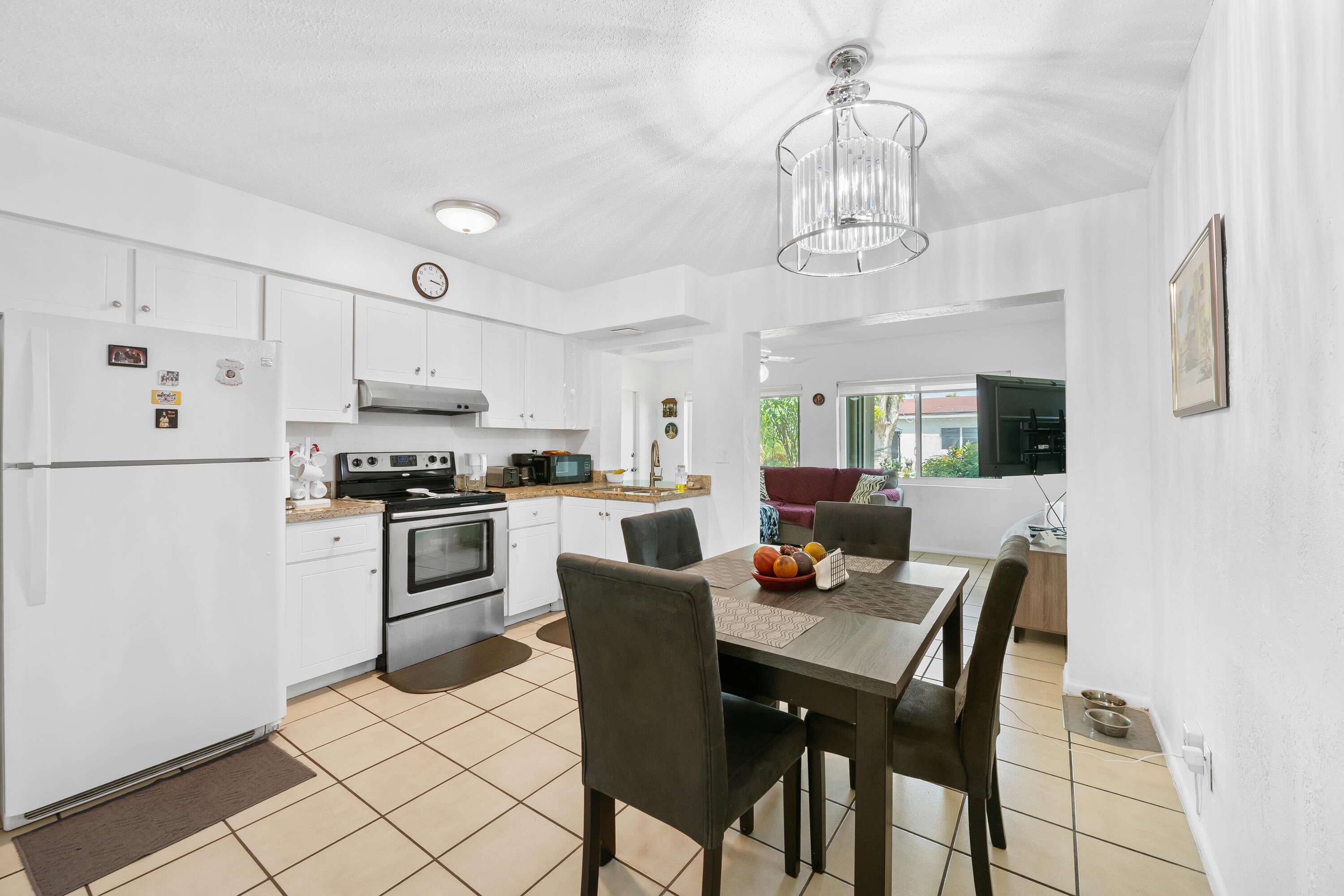 7000 NW 95TH Terrace