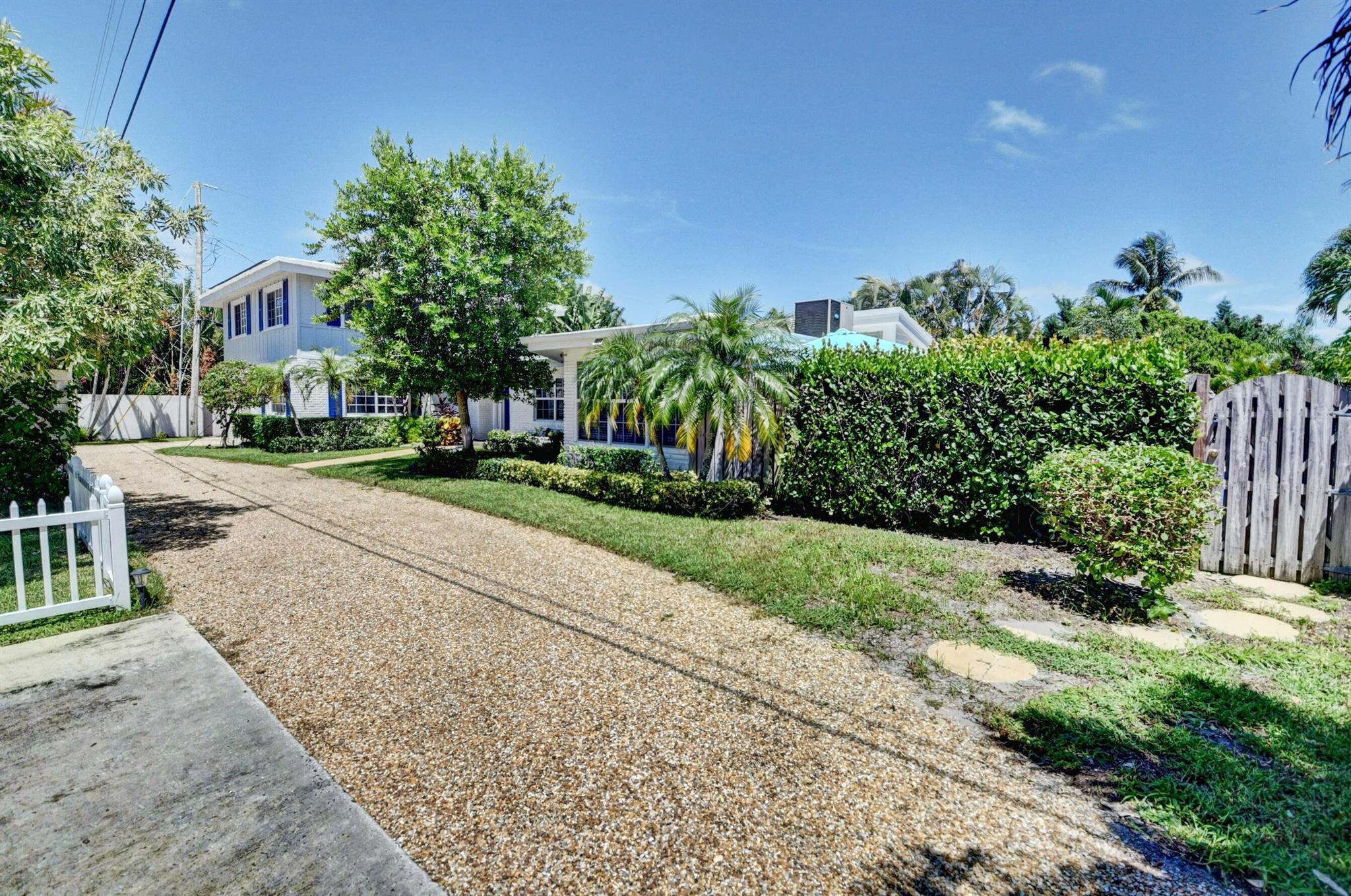 521 NW 14th Street