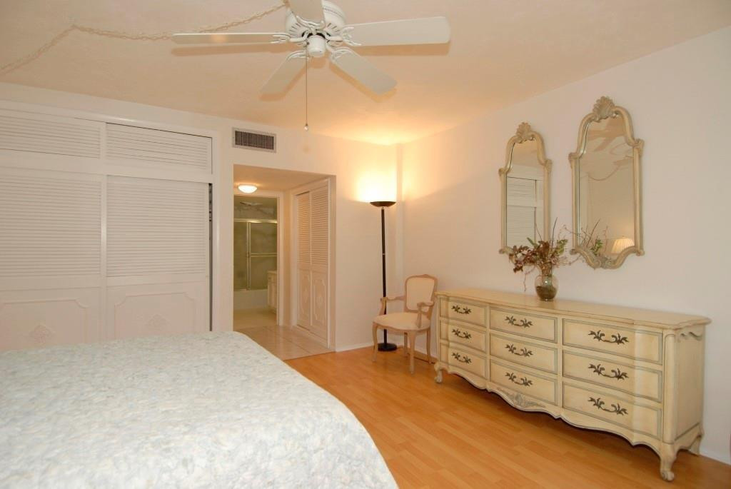 Regency Tower - Residential