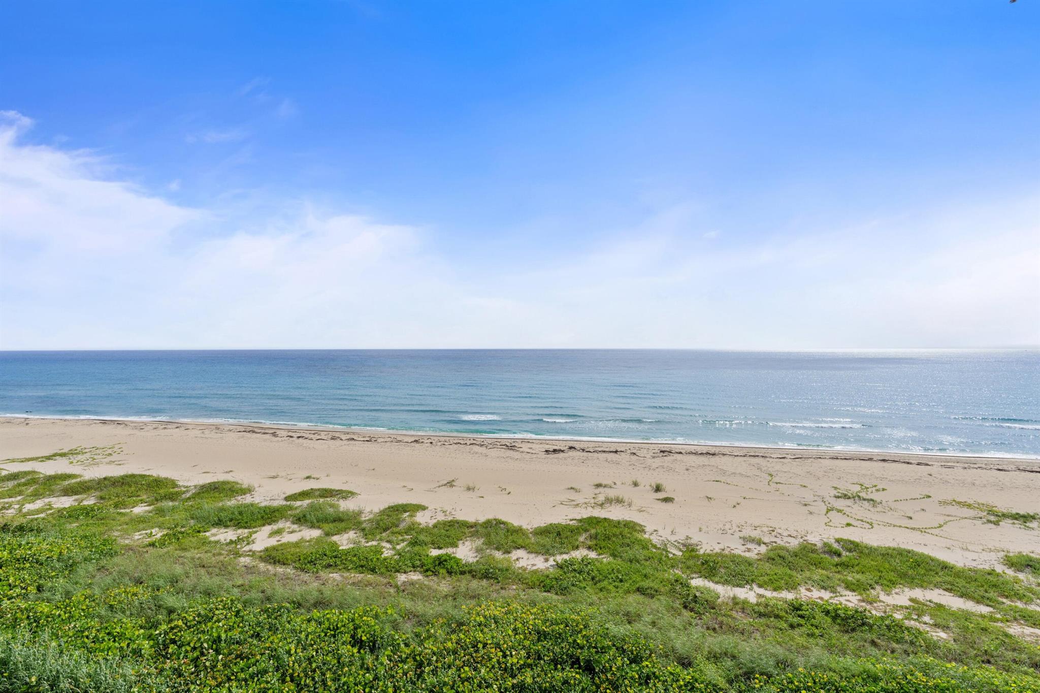 BEACH POINT CONDO - Residential