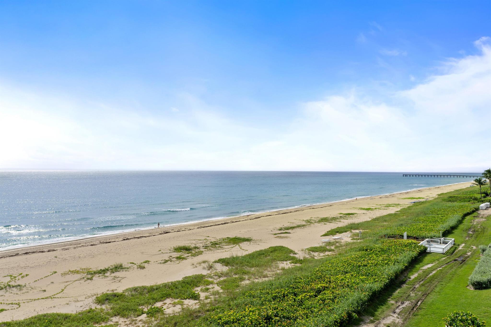 BEACH POINT CONDO - Residential