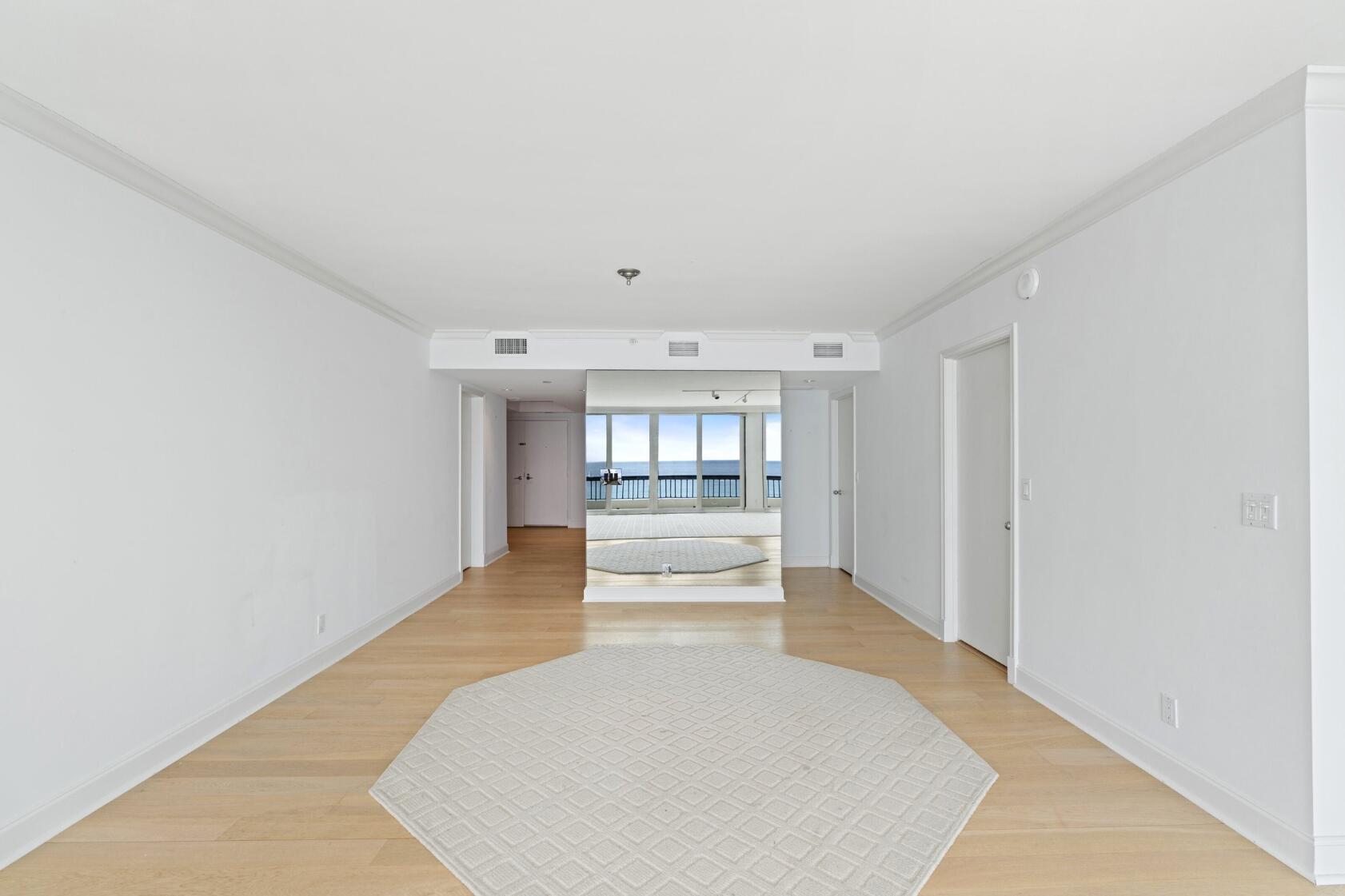 BEACH POINT CONDO - Residential