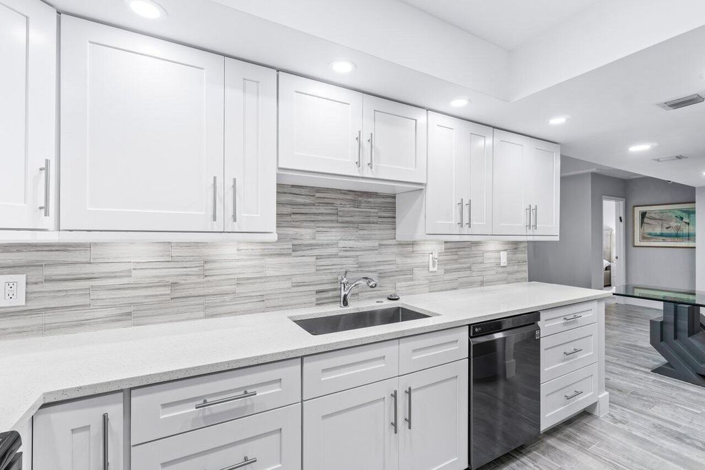 Photo of 6797 Willow Wood Drive #6066, Boca Raton, FL 33434 (MLS # R11058252)