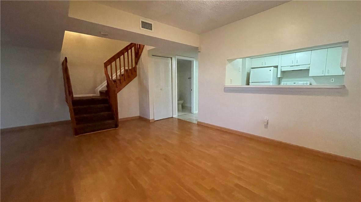 3299 NW 44th St 2