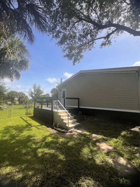 A home in Okeechobee