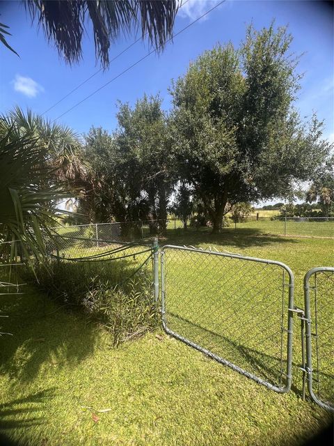 A home in Okeechobee