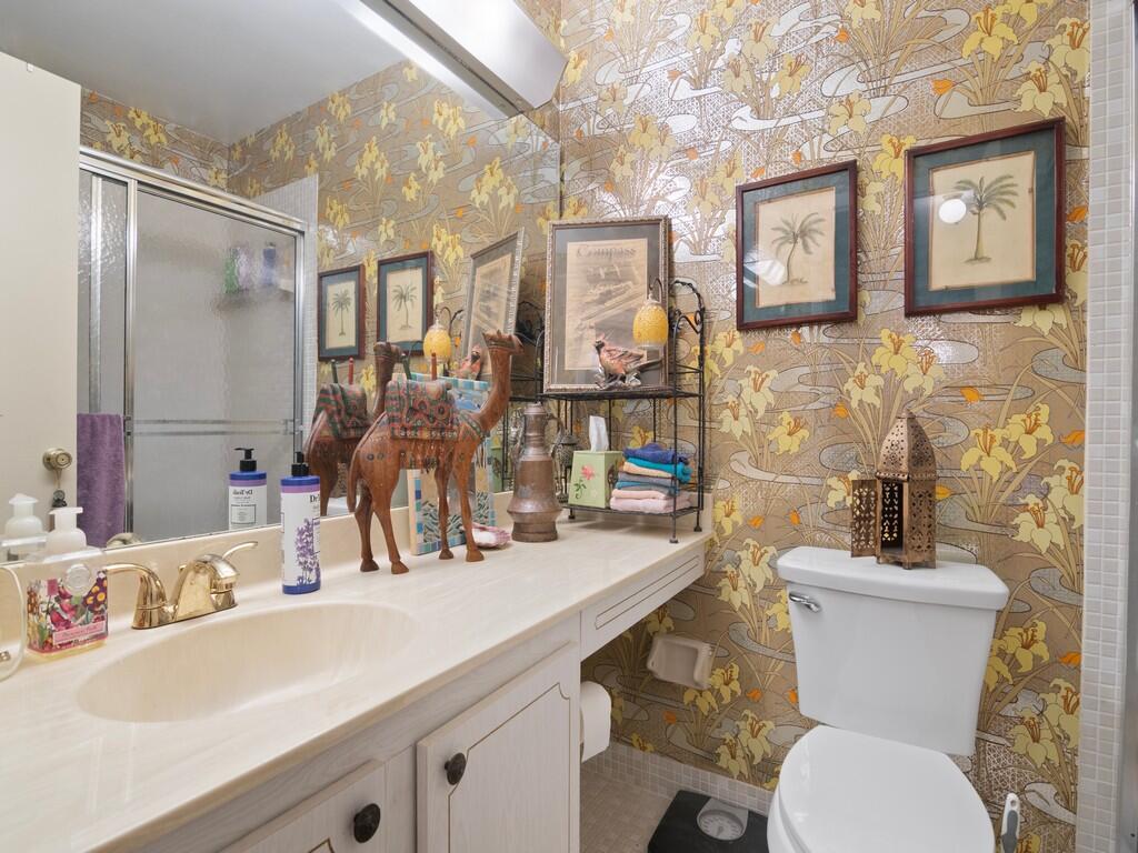 THE GROVE CONDOMINIUM SEC - Residential