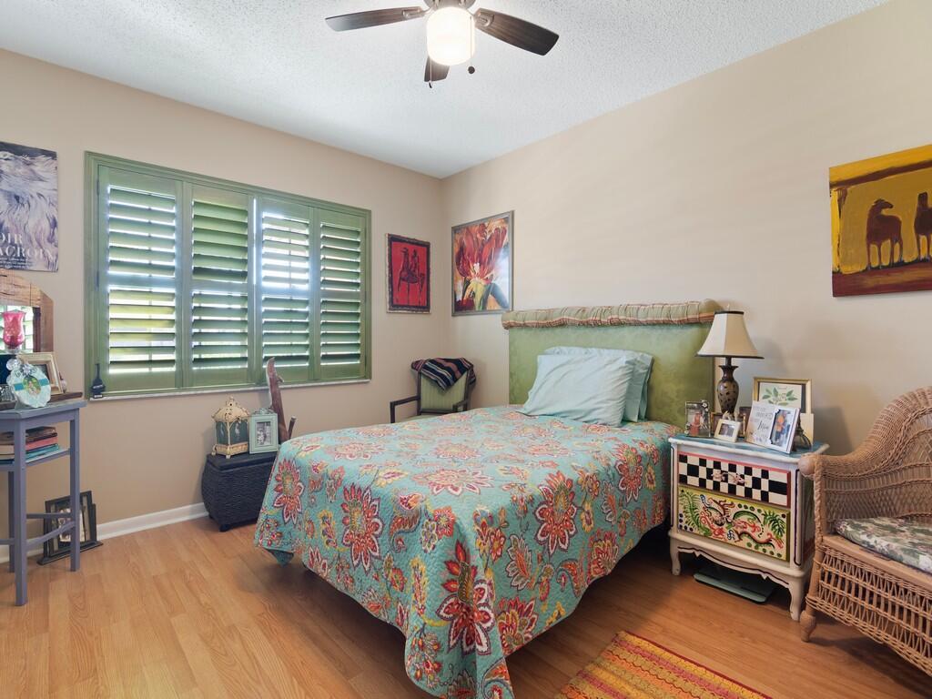 THE GROVE CONDOMINIUM SEC - Residential