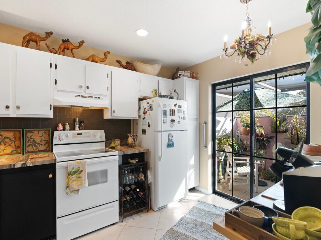 THE GROVE CONDOMINIUM SEC - Residential