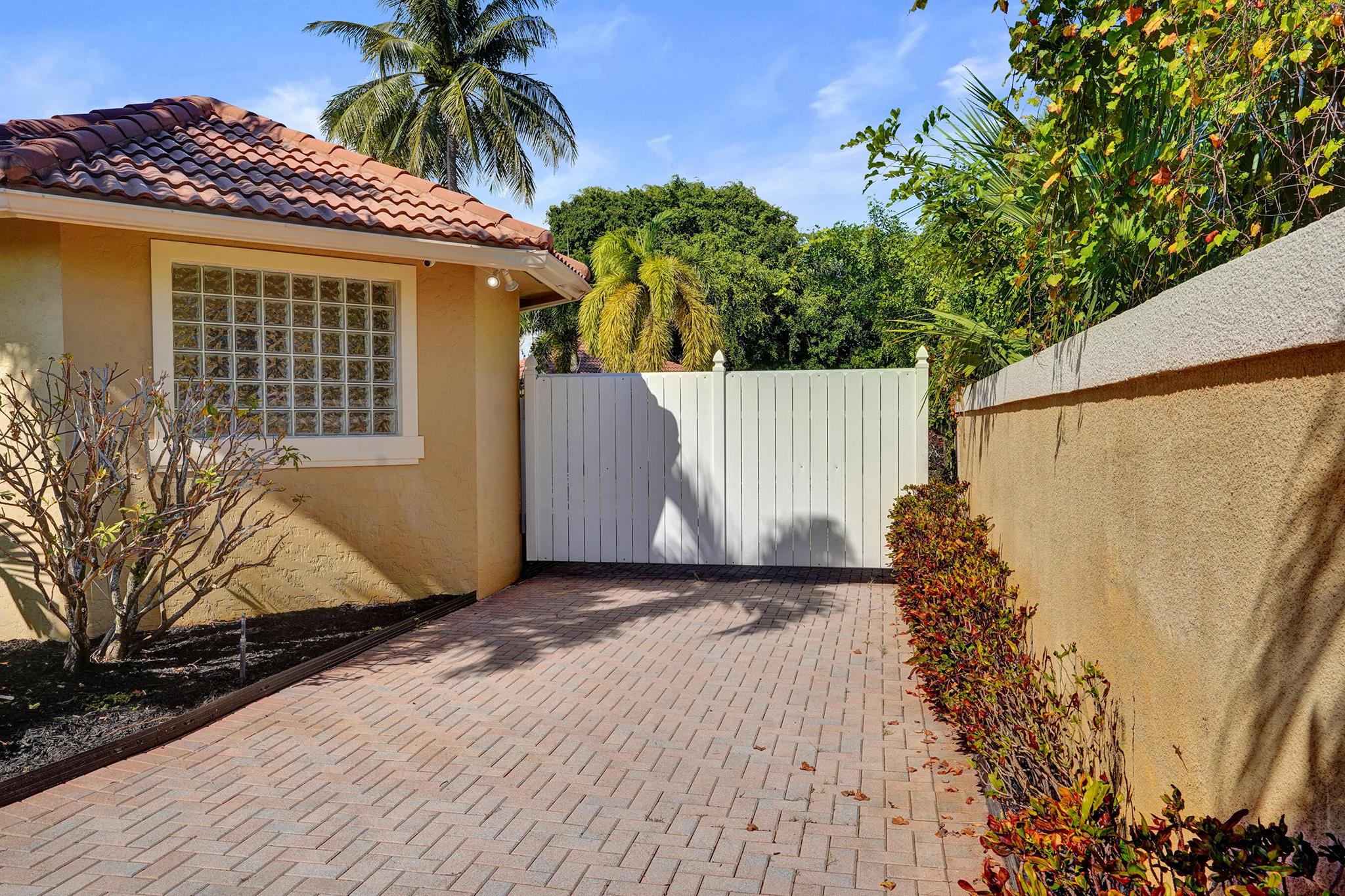 CYPRESS RIDGE - Residential