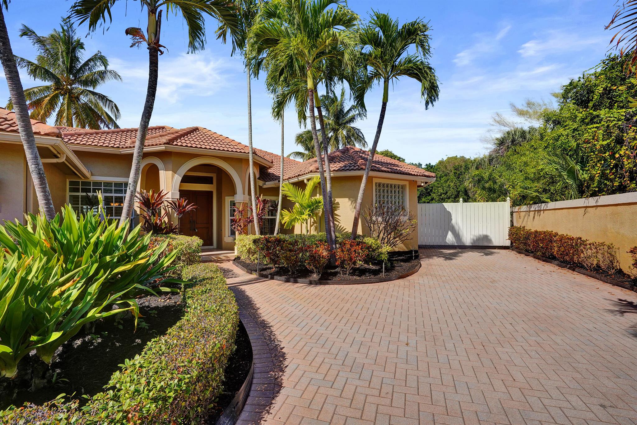 CYPRESS RIDGE - Residential