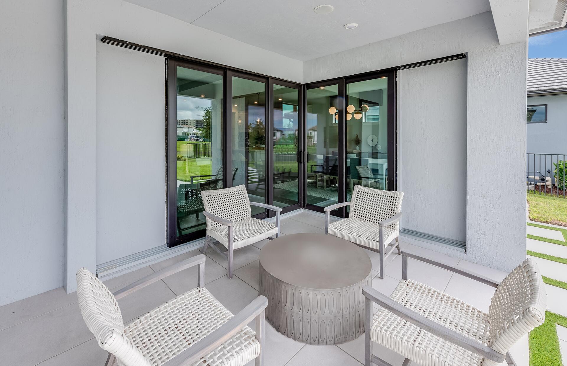 DEL WEBB TRADITION - Residential