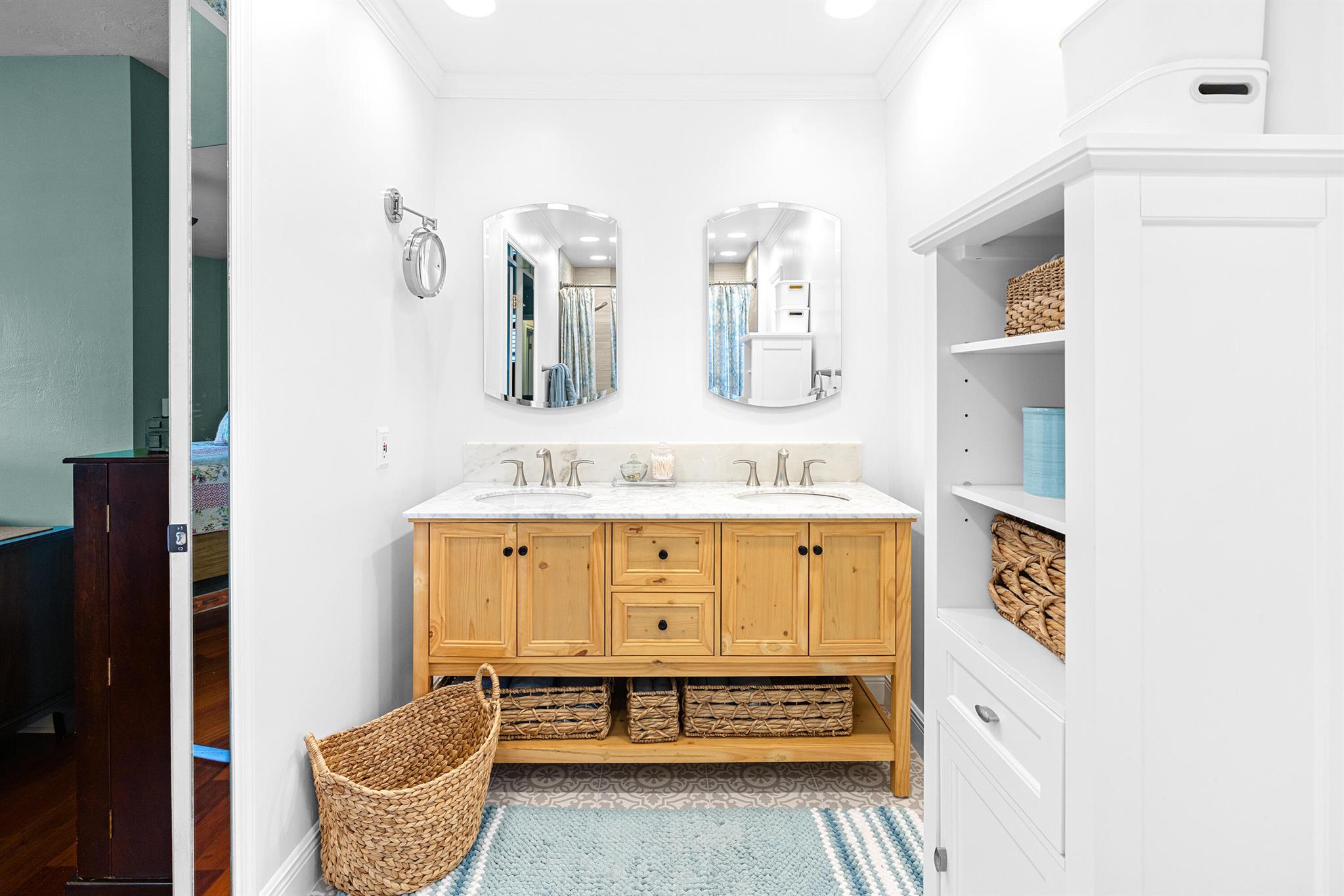 LAKE CLARKE WEST - Residential