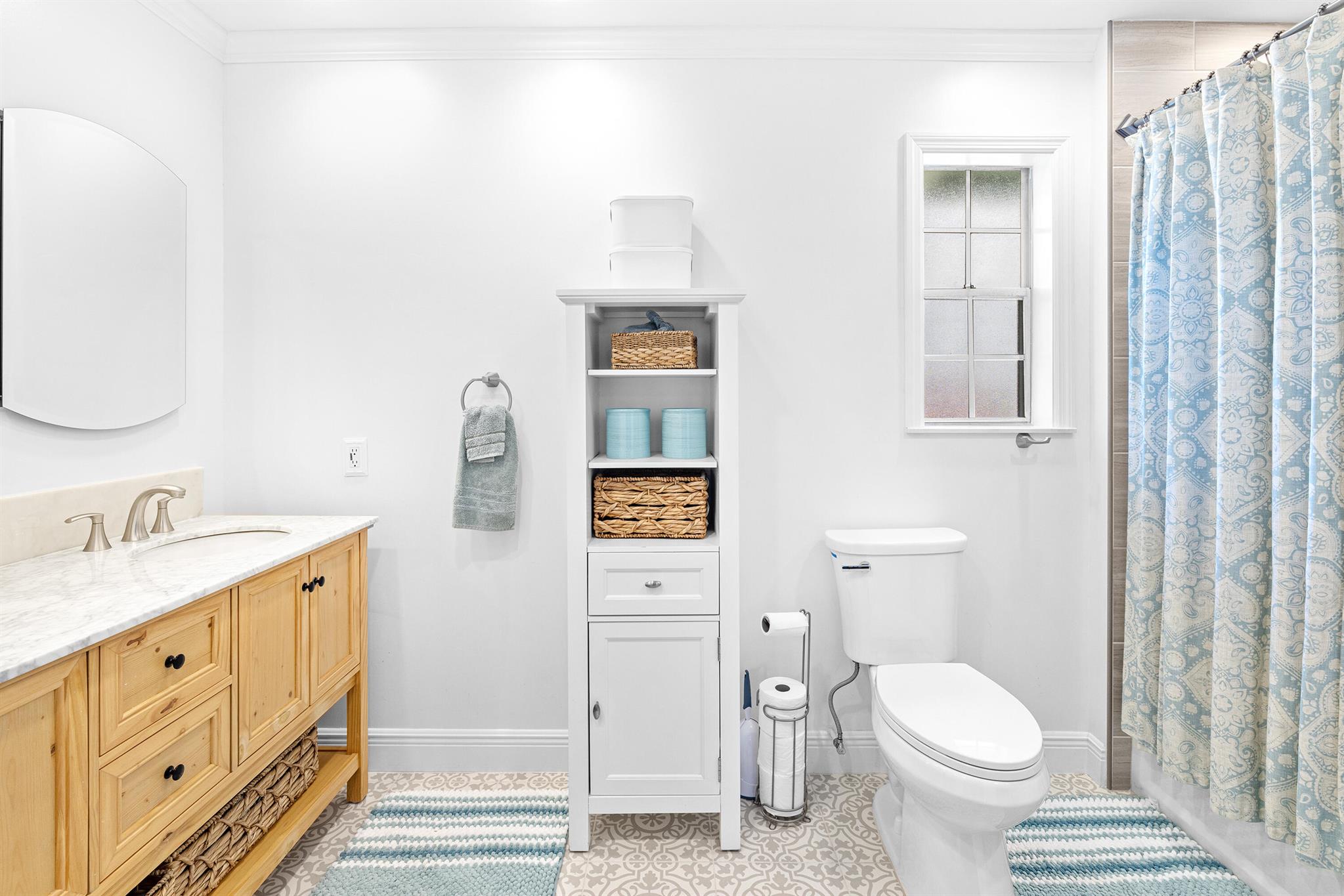 LAKE CLARKE WEST - Residential