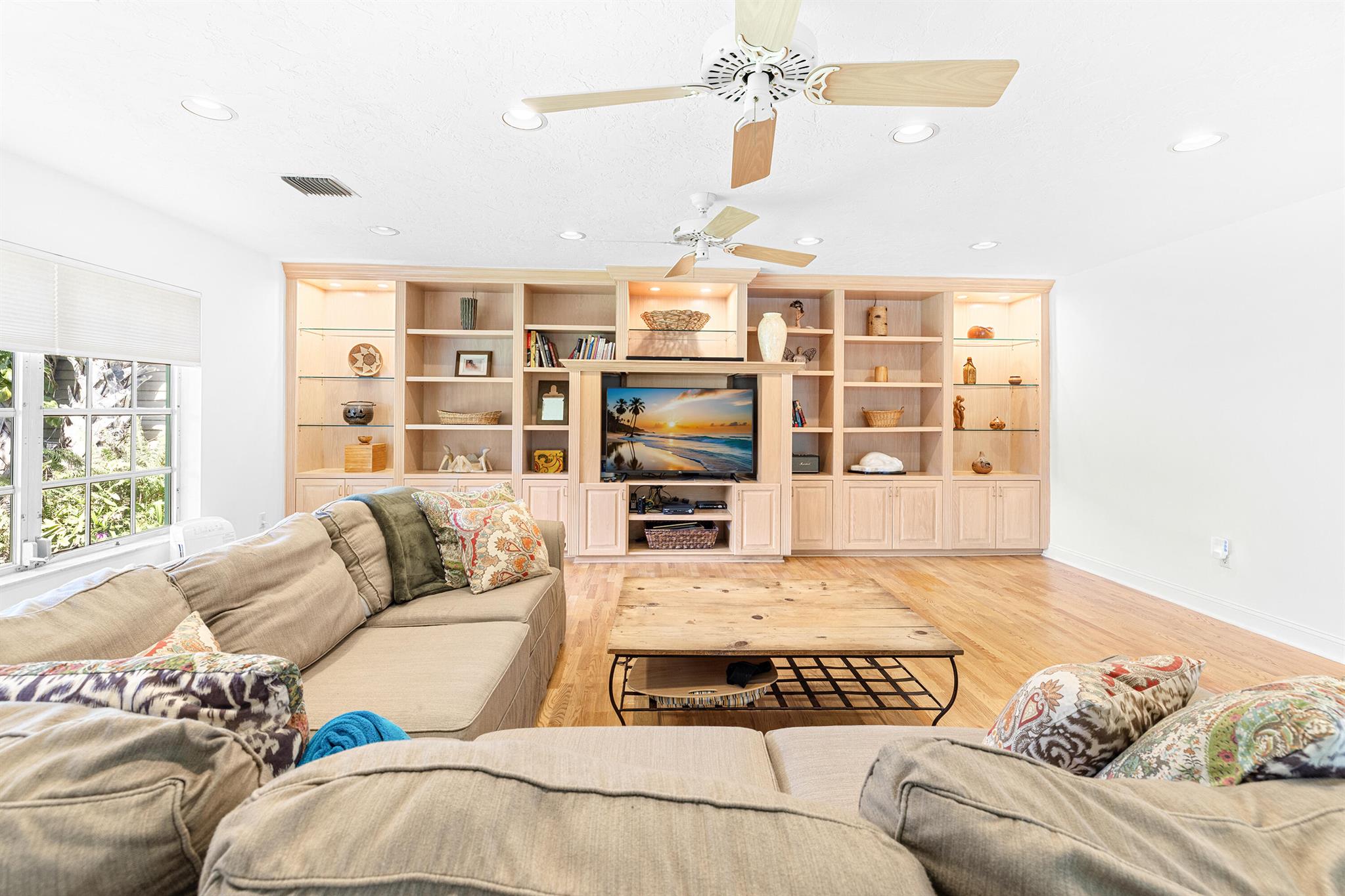 LAKE CLARKE WEST - Residential