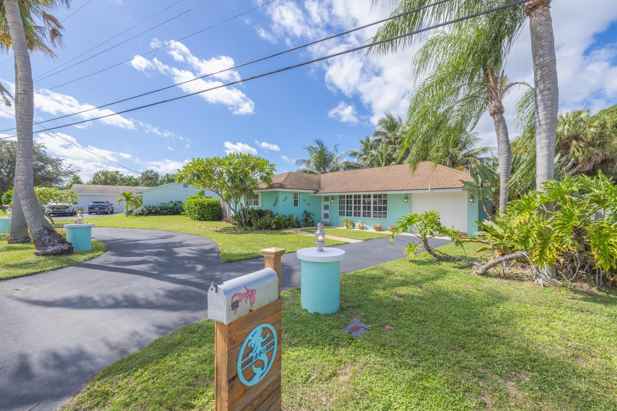 LAKE CLARKE WEST - Residential