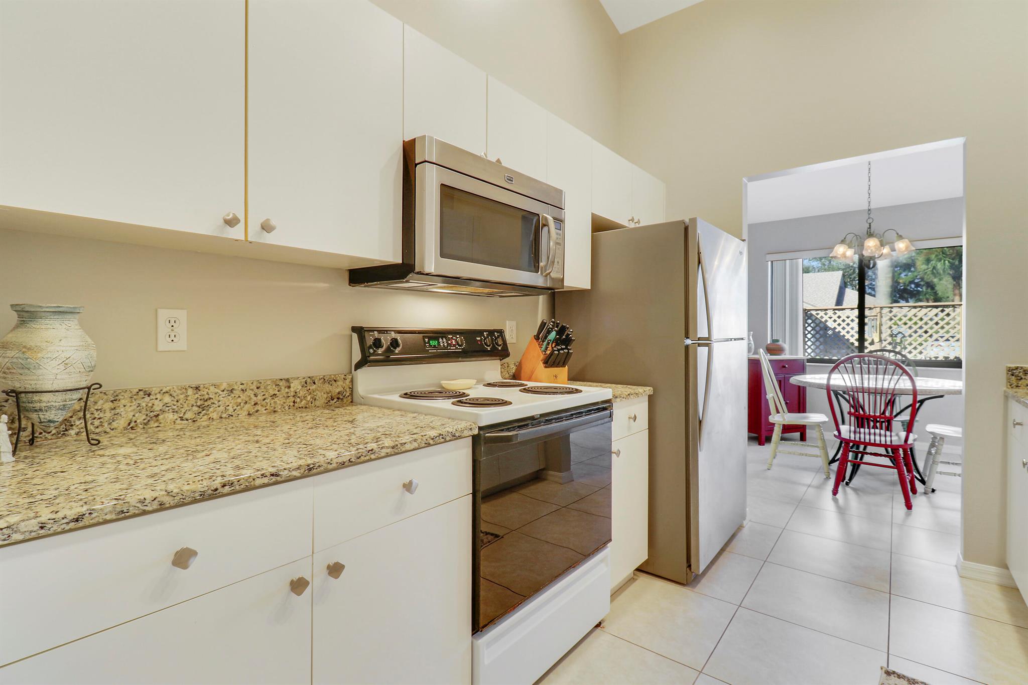GEORGETOWN AT HERITAGE RI - Residential Lease