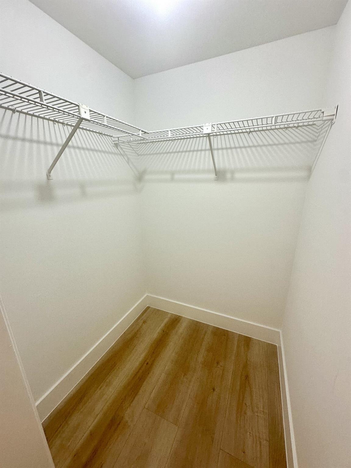 BAGATTELLE COND DECL FILE - Residential Lease