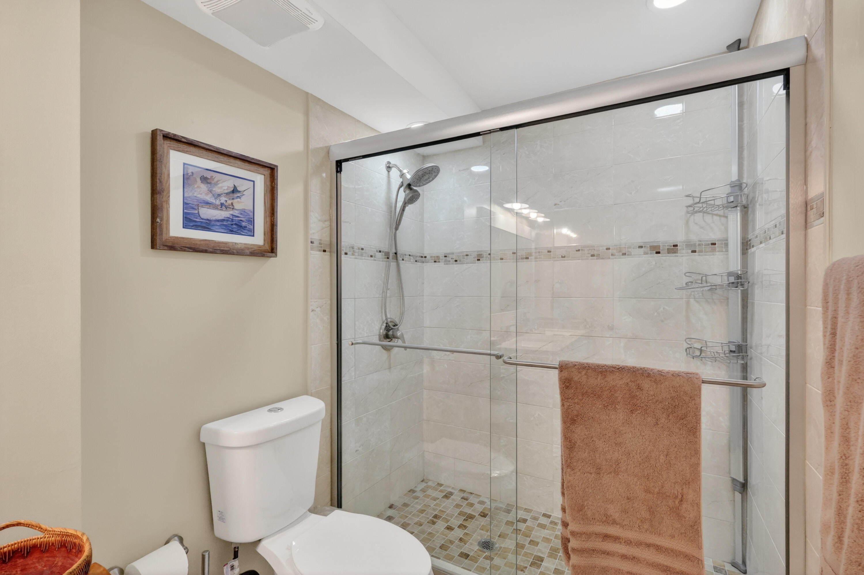 RIVER CLUB CONDO - Residential
