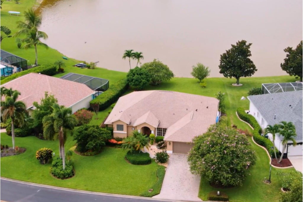 Photo of 143 SW Fernleaf Trail, Port Saint Lucie, FL 34953 (MLS # R11003284)