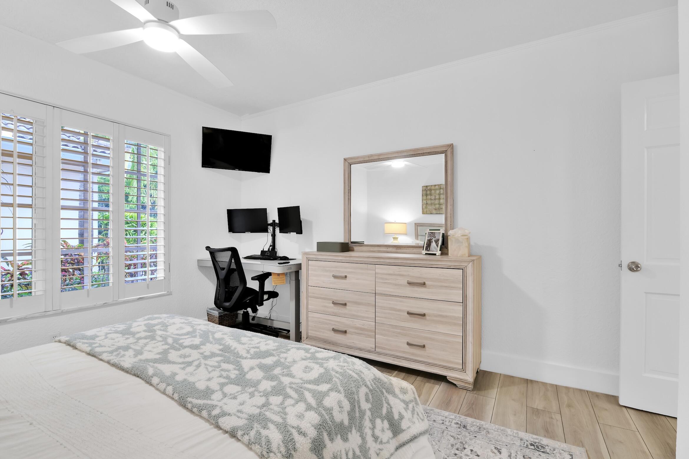 SEVEN SEVENTY EAST CAMINO REAL CONDO - Residential Lease