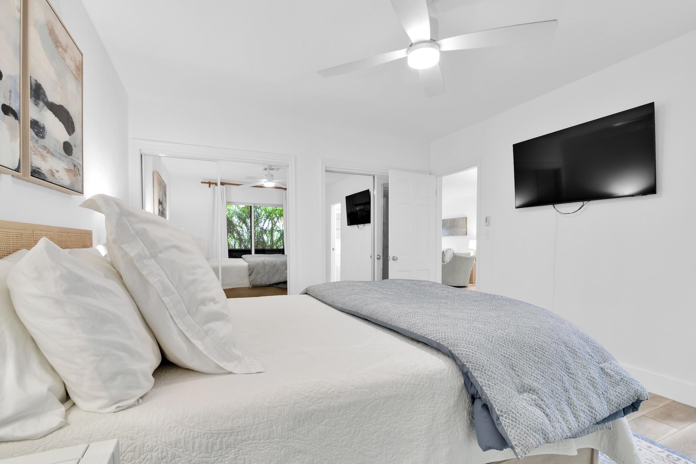 SEVEN SEVENTY EAST CAMINO REAL CONDO - Residential Lease