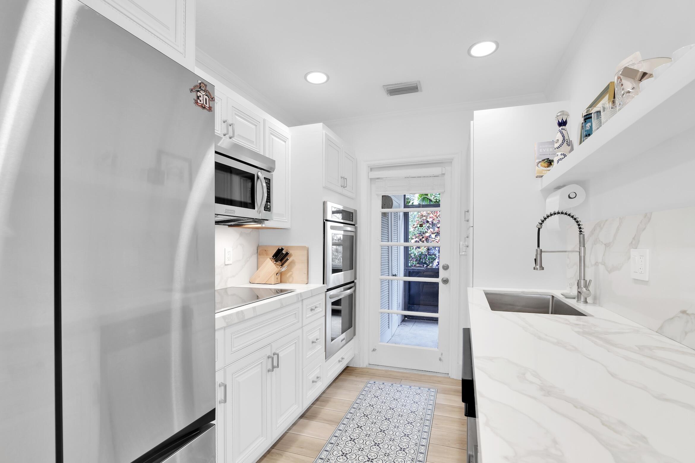 SEVEN SEVENTY EAST CAMINO REAL CONDO - Residential Lease