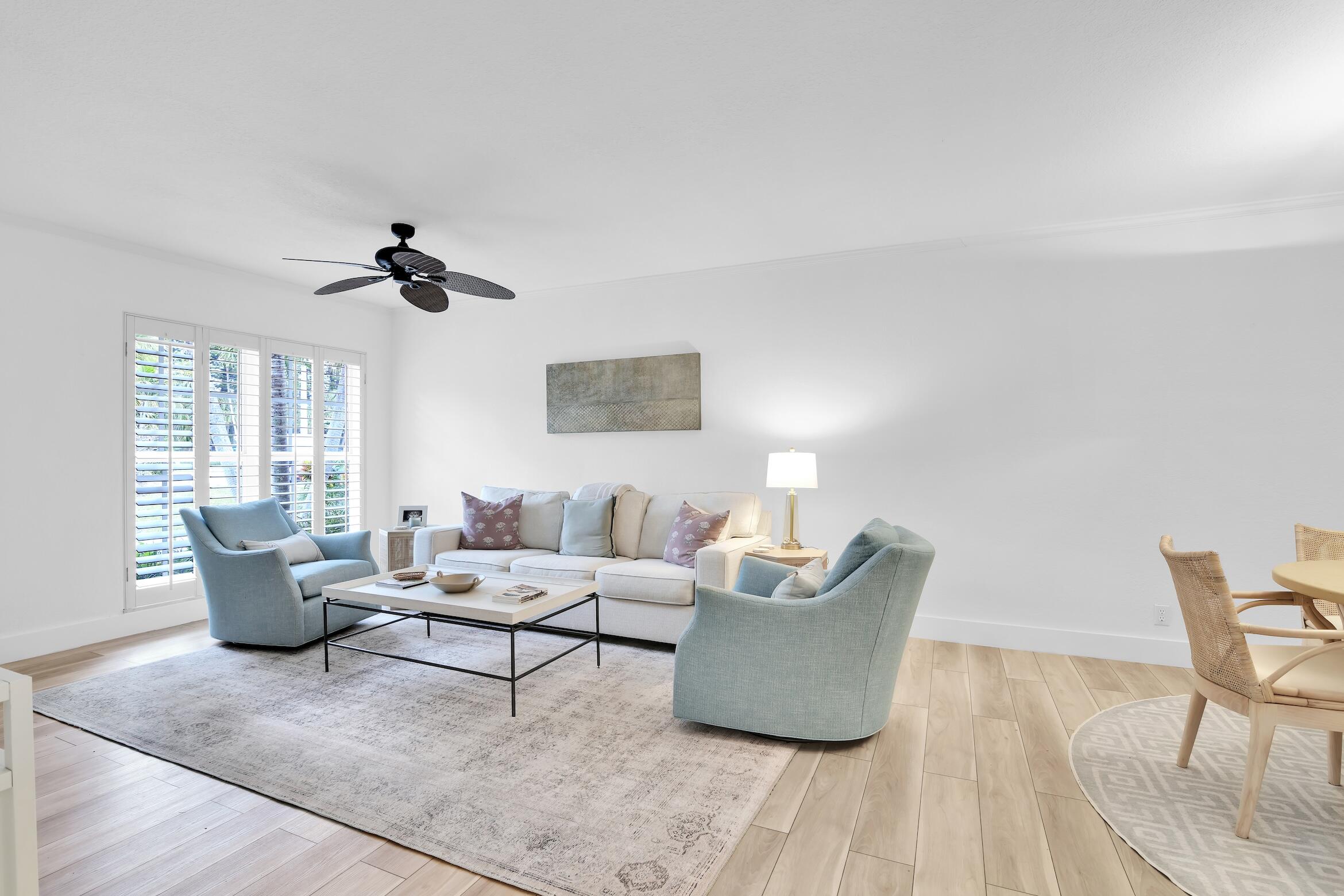 770 E Camino Real 0030