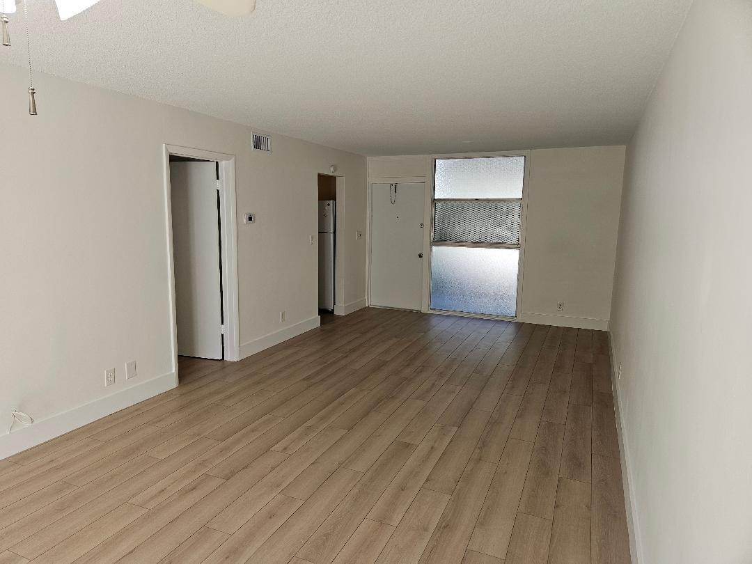 Deerfield Lake Condo D - Residential Lease