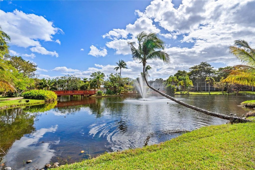 Photo of 777 SE 2nd Avenue #D123, Deerfield Beach, FL 33441 (MLS # F10537941)