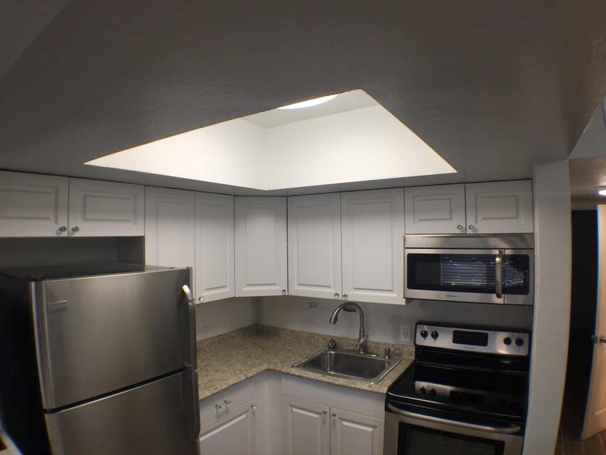 GLOUCHESTER HOUSE CONDO - Residential Lease