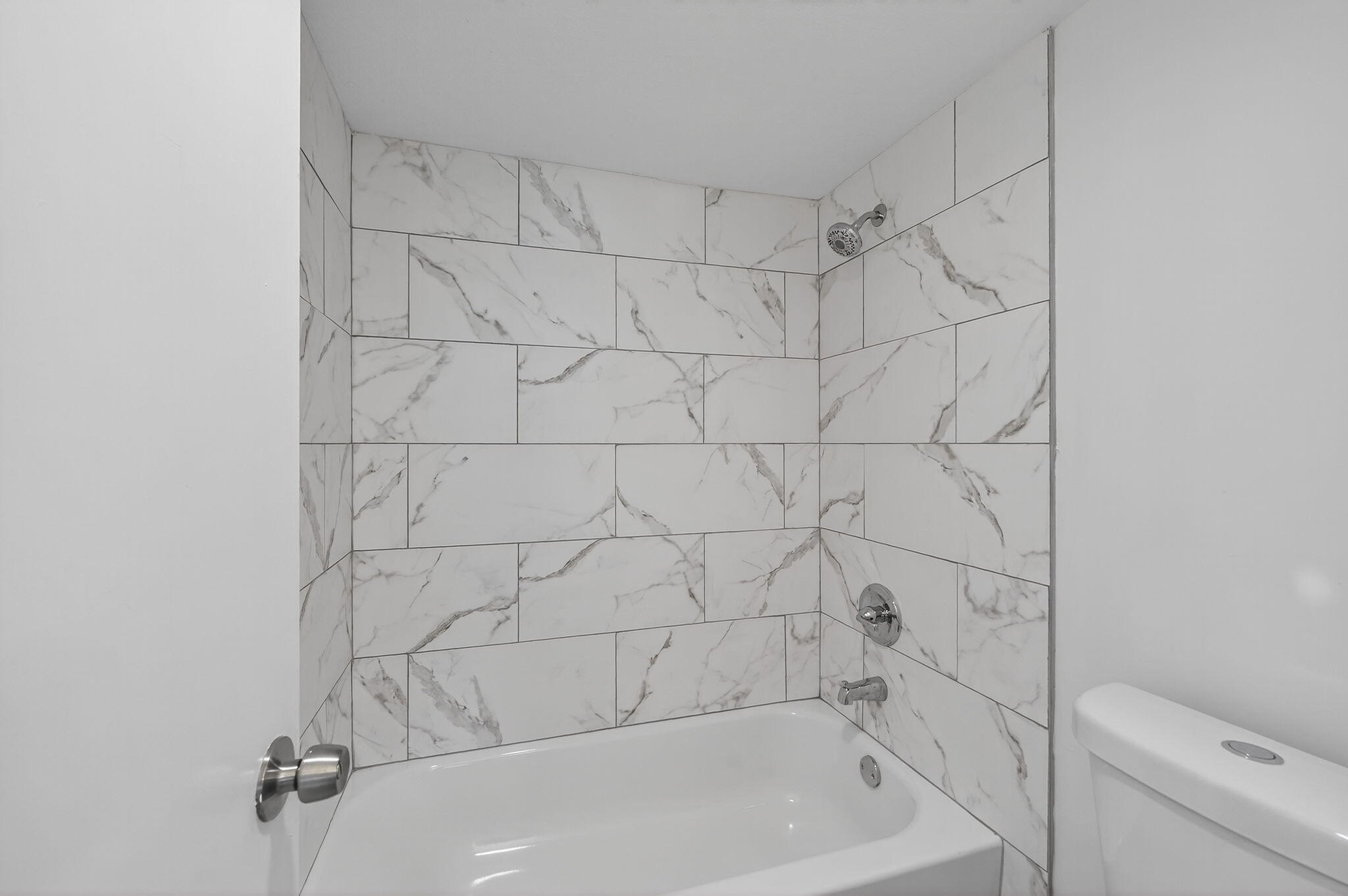 LIME BAY CONDOMINIUM 4 - Residential