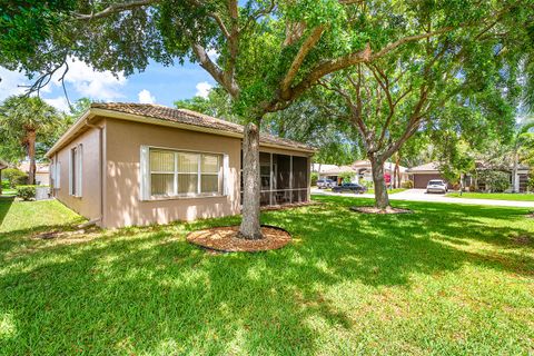 Tiny photo for 9740 Donato Way, Lake Worth, FL 33467 (MLS # B26008787)