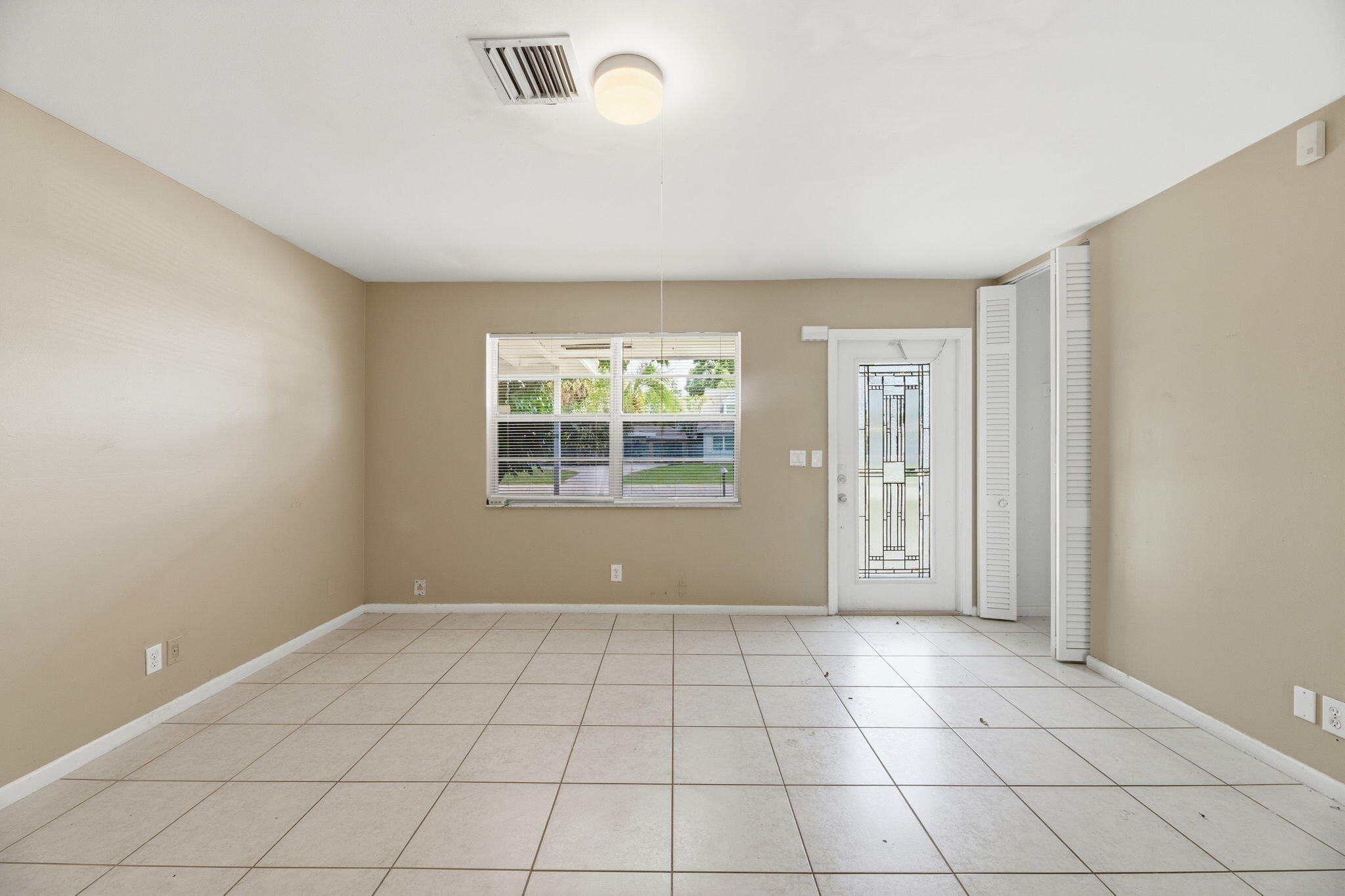 PALM BEACH GARDENS ESTATES - Residential