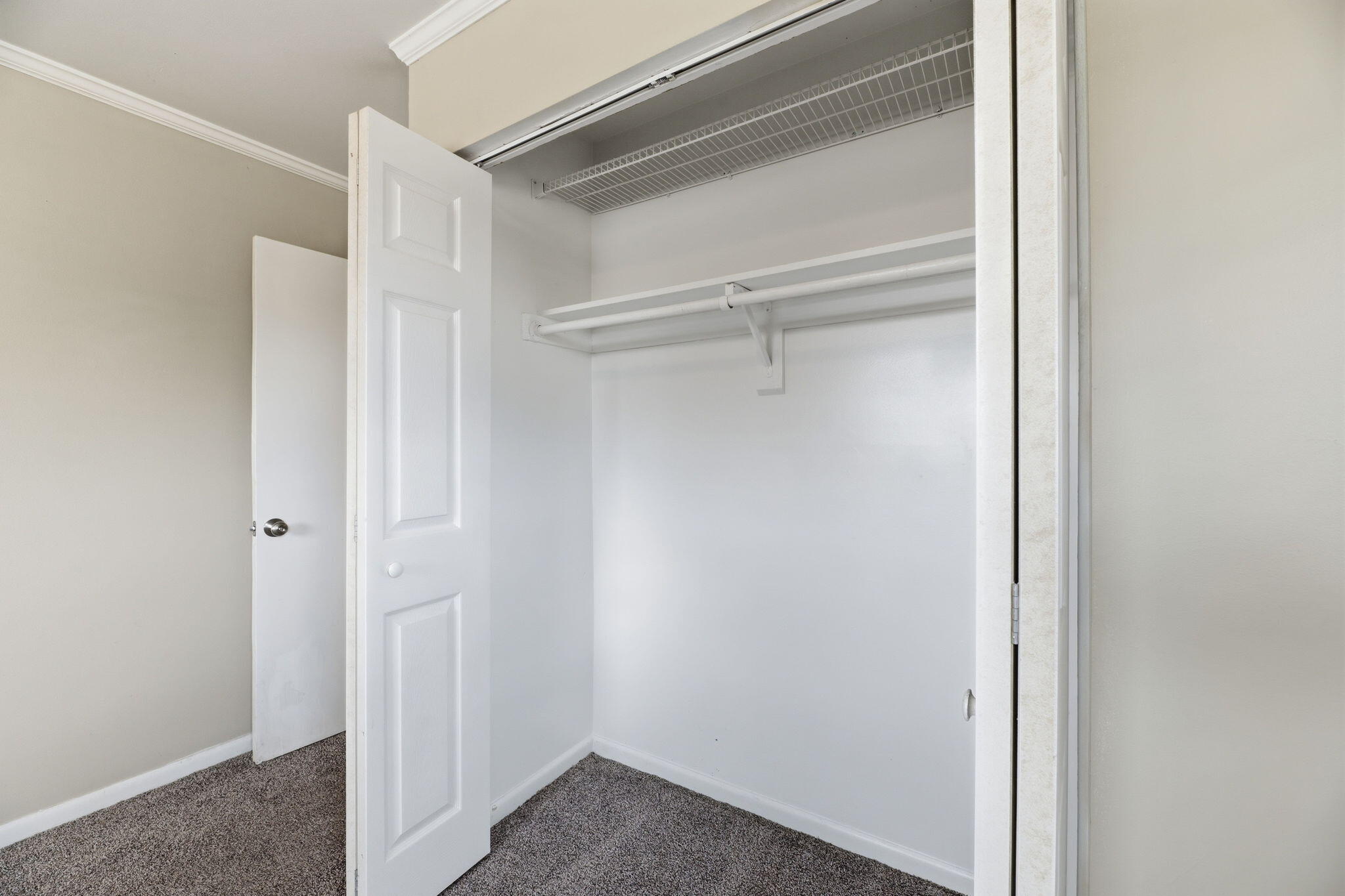 PALM BEACH GARDENS ESTATES - Residential