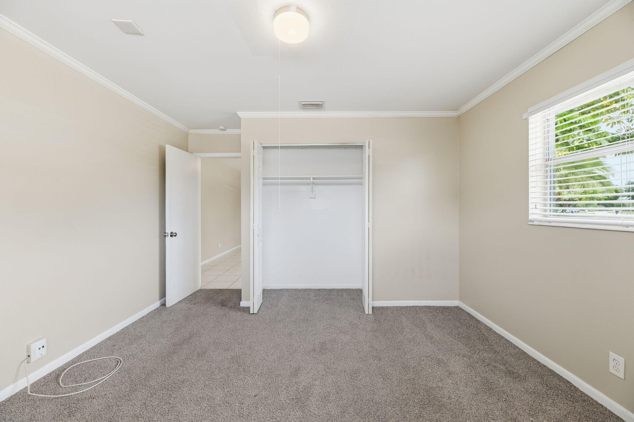 PALM BEACH GARDENS ESTATES - Residential