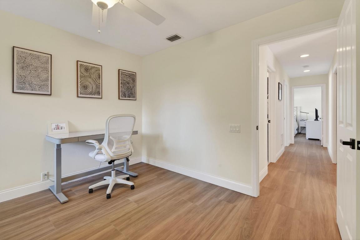 SHORES 3 - Residential