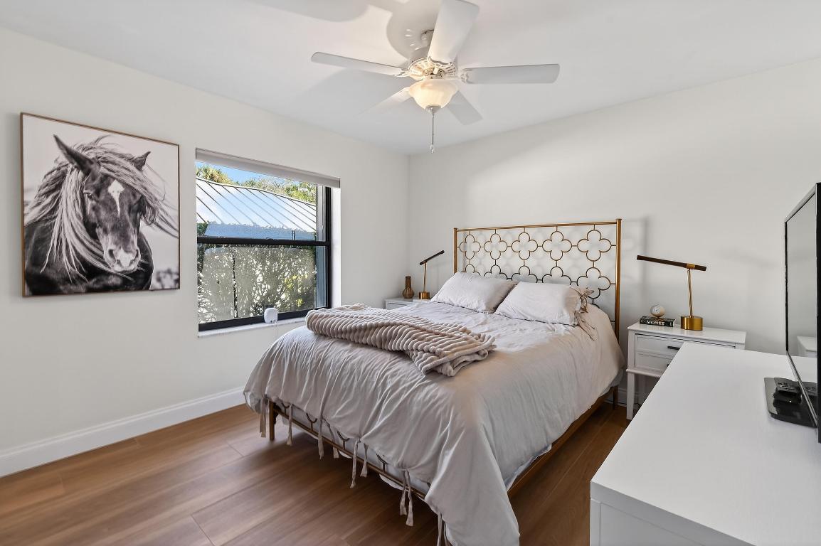 SHORES 3 - Residential