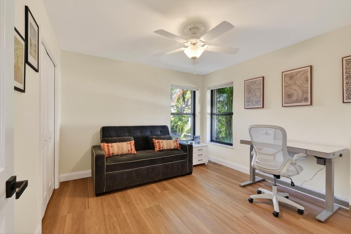 SHORES 3 - Residential