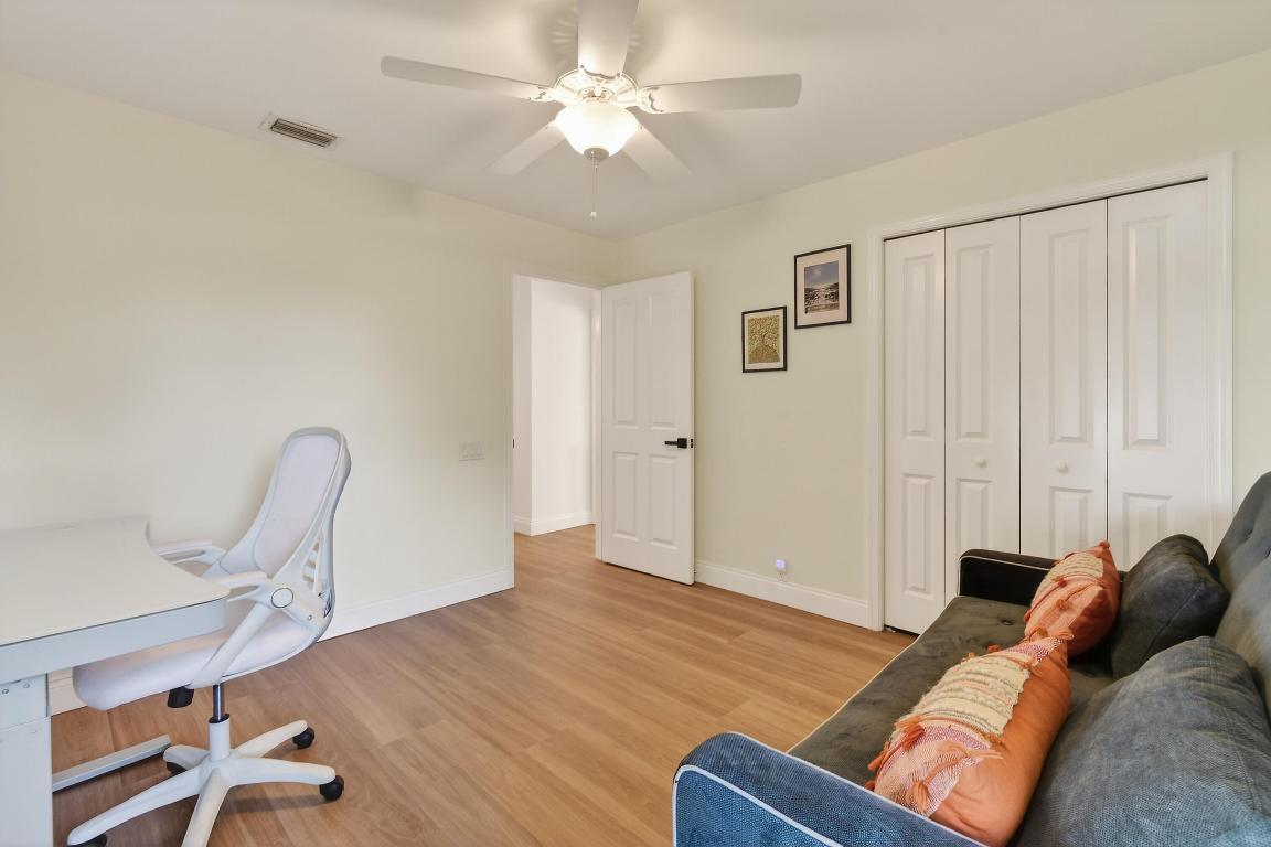 SHORES 3 - Residential