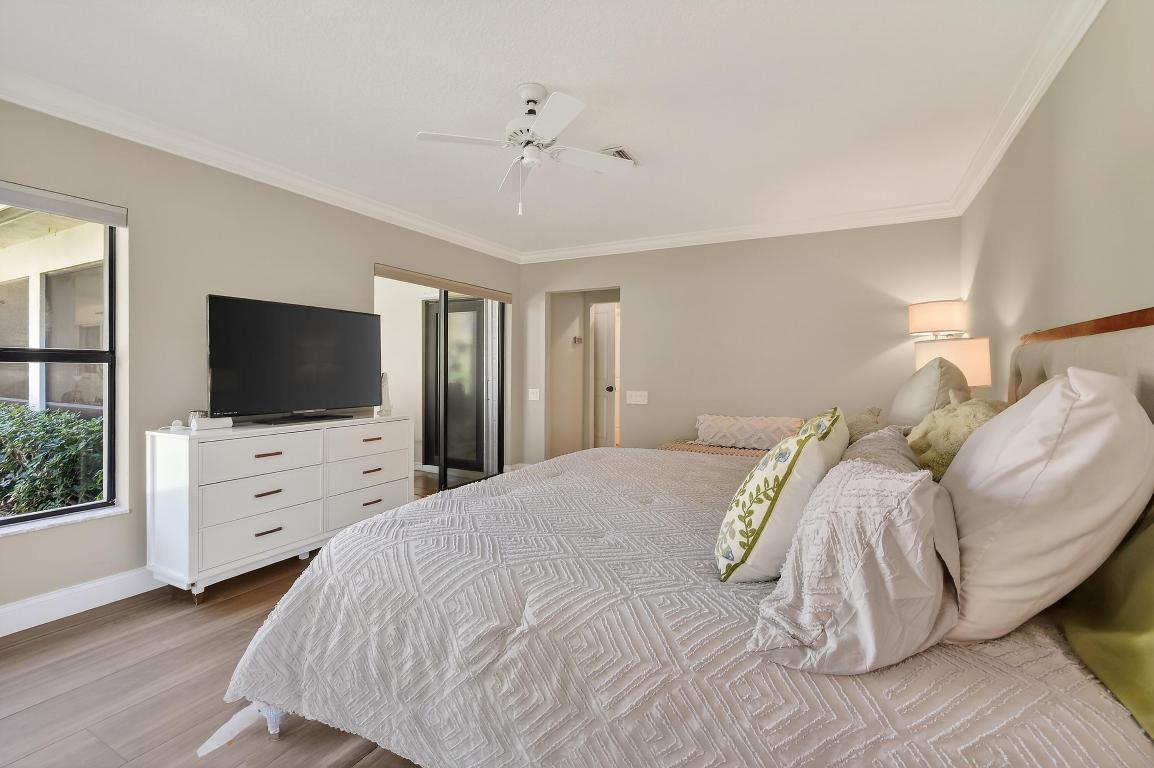 SHORES 3 - Residential