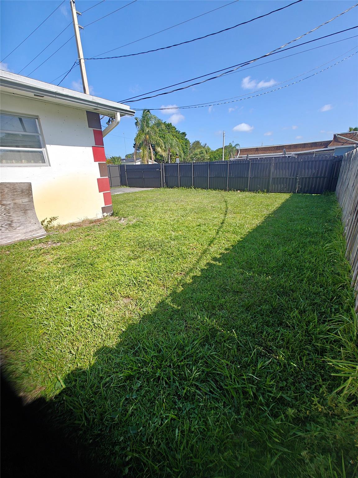 600 S 46th Ave